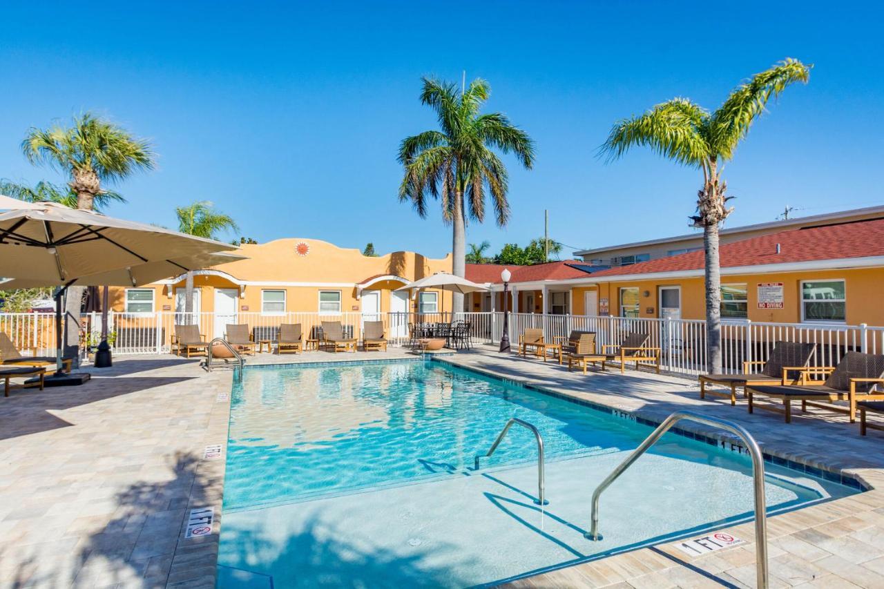 Upham Beach Inn St. Pete Beach Εξωτερικό φωτογραφία