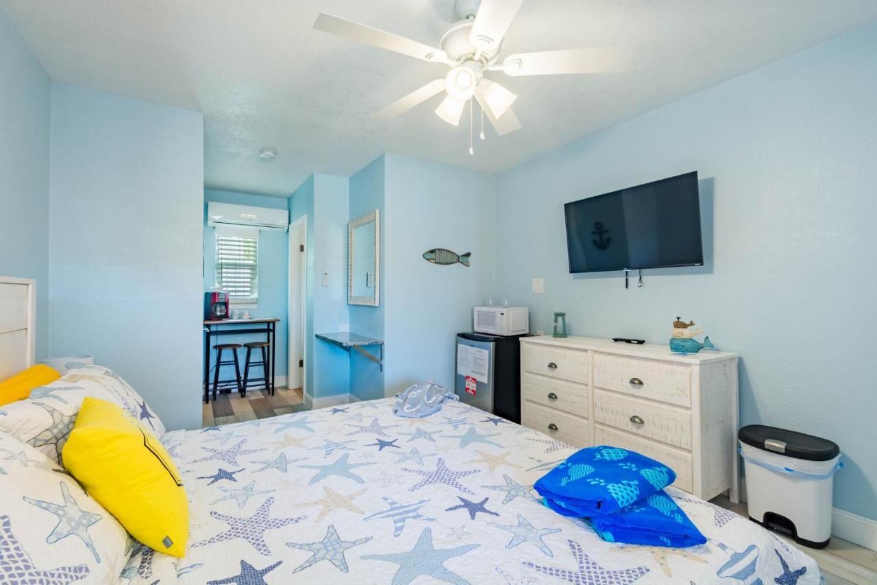 Upham Beach Inn St. Pete Beach Εξωτερικό φωτογραφία