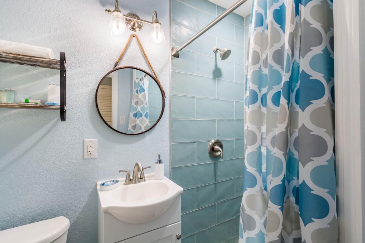 Upham Beach Inn St. Pete Beach Εξωτερικό φωτογραφία