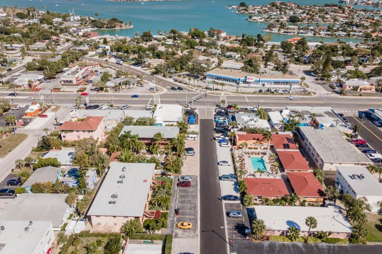 Upham Beach Inn St. Pete Beach Εξωτερικό φωτογραφία