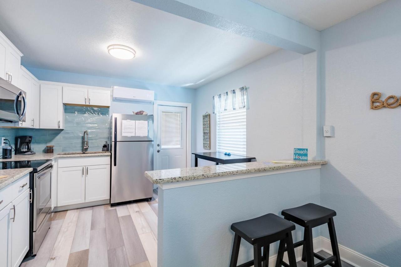 Upham Beach Inn St. Pete Beach Εξωτερικό φωτογραφία