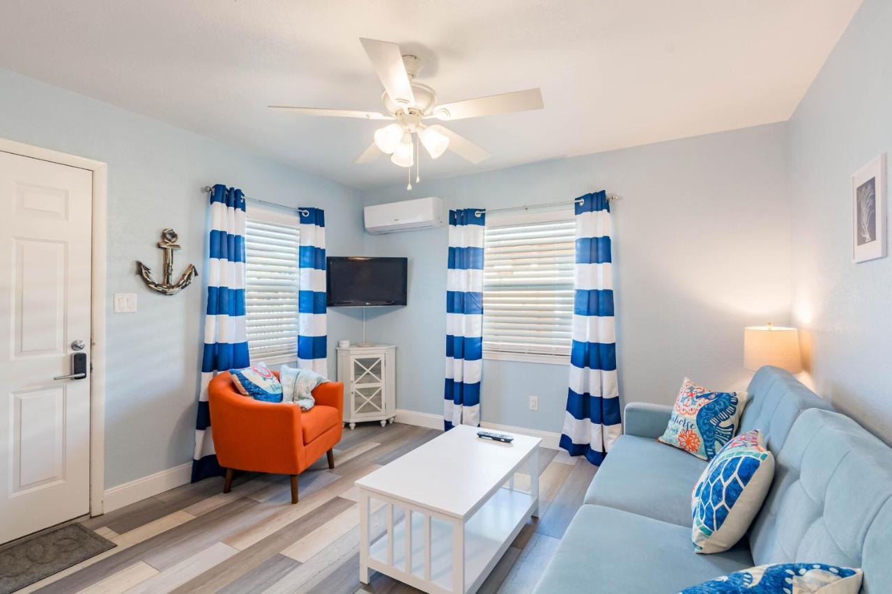 Upham Beach Inn St. Pete Beach Εξωτερικό φωτογραφία