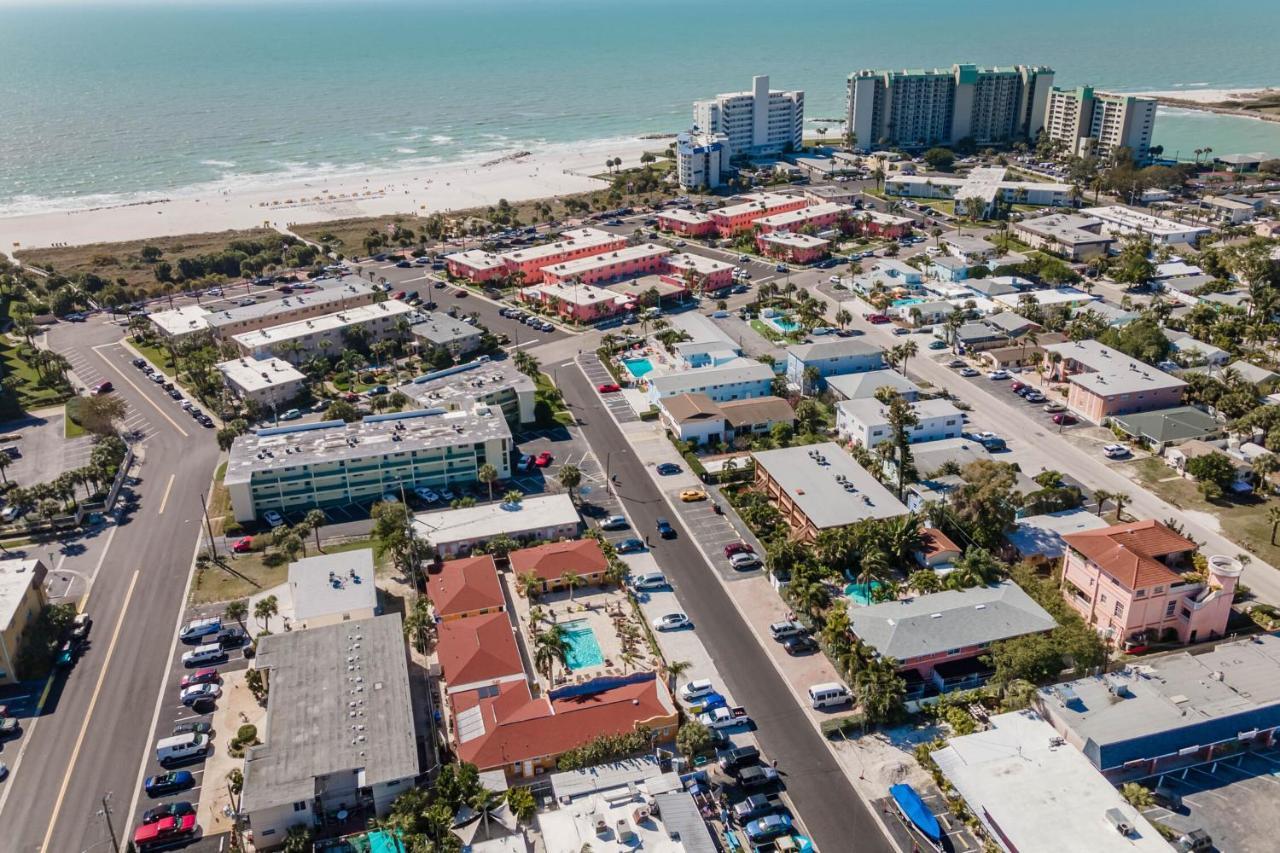 Upham Beach Inn St. Pete Beach Εξωτερικό φωτογραφία
